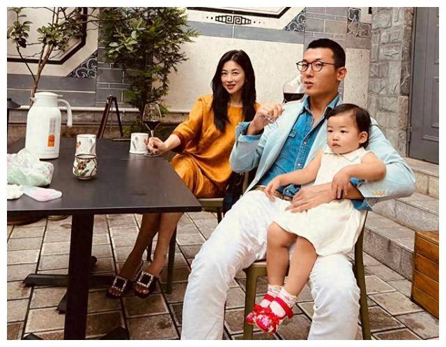 朱珠海南庆生,高角度无滤镜原图.原图美爆了!_王昀_生活_照片