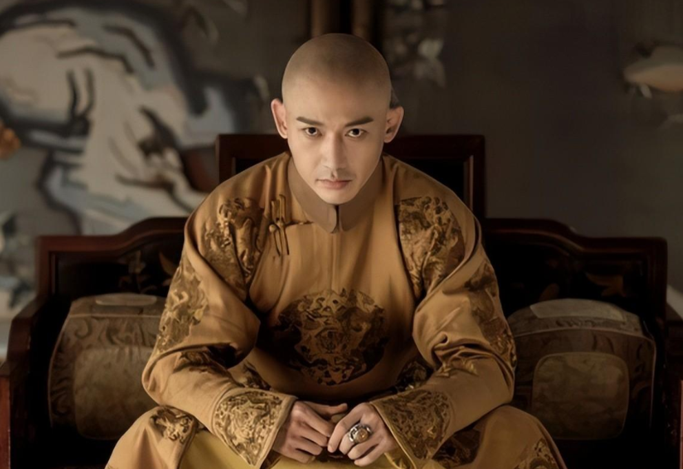 弘皙_乾隆_皇位