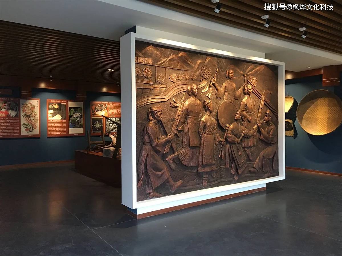 设计一座具有历史感的纪念馆_文化_展厅_数字