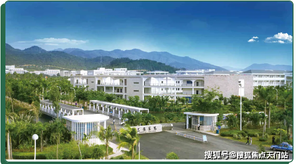 7公里③距离三亚市人民医院约11公里④距离海棠湾解放军301附属医院约