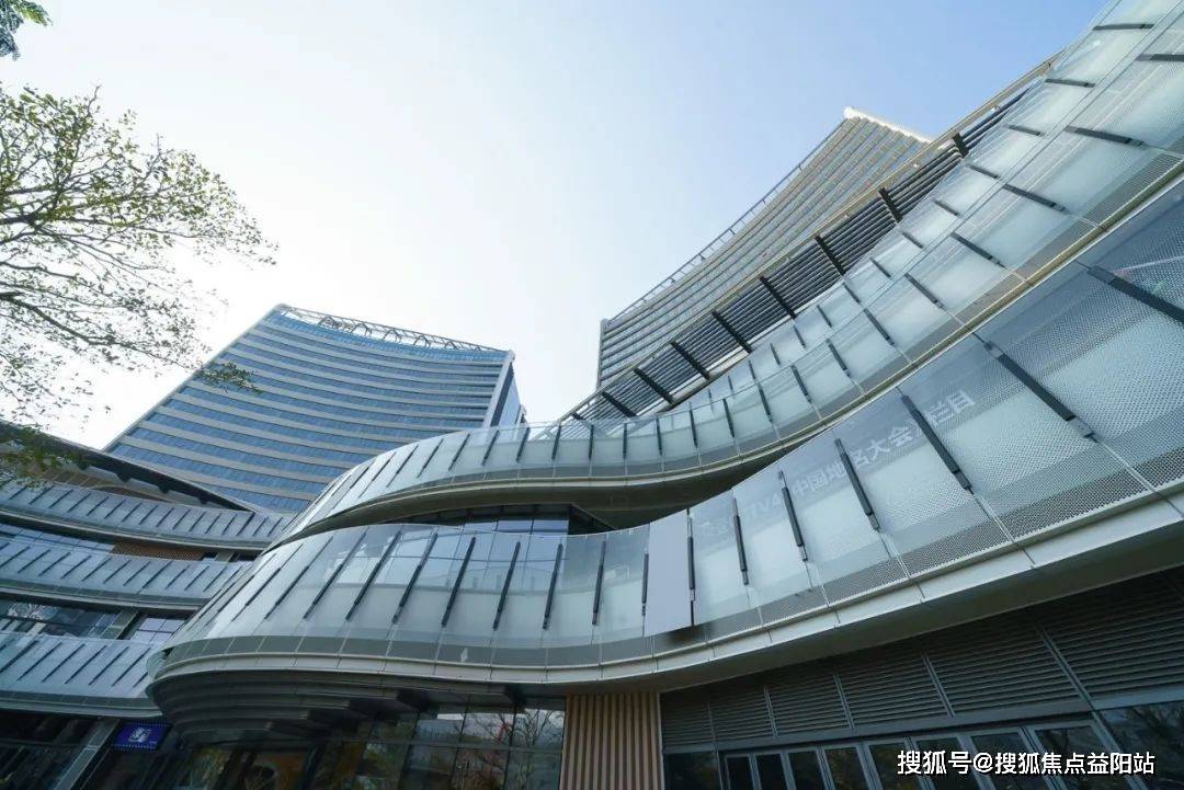 新发布珠海【横琴创新方】售楼处电话|认证价格户型学区|售楼中心