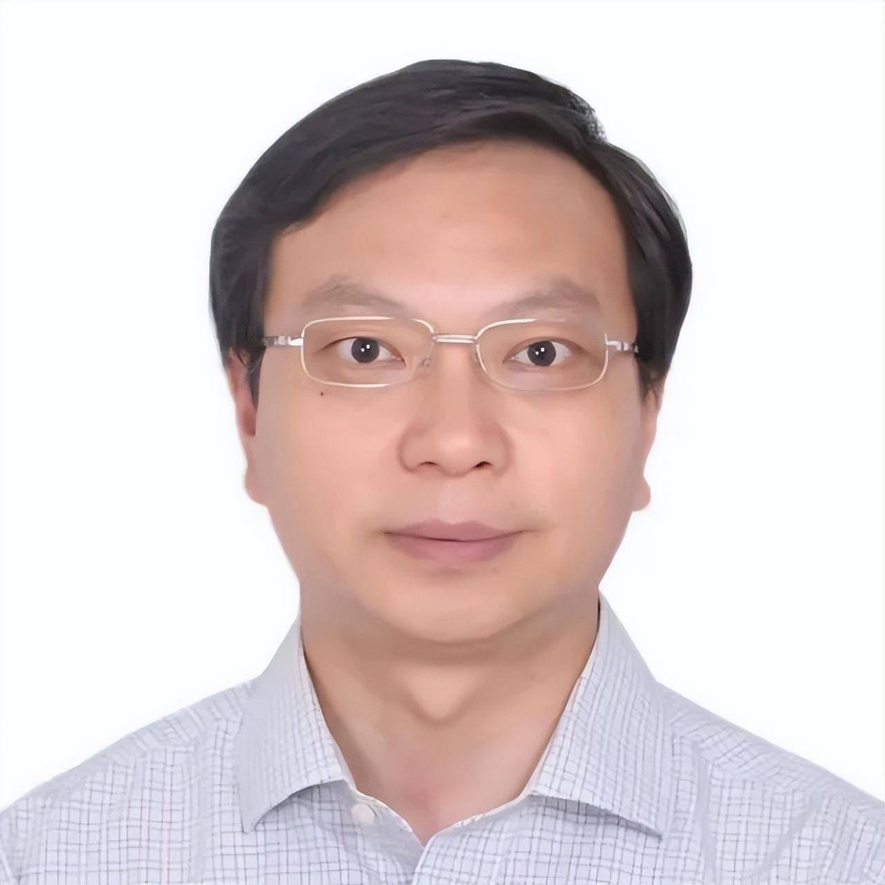 院区门诊楼二层"名医工作室"出诊时间:3月2日(周六)上午主任医师,教授