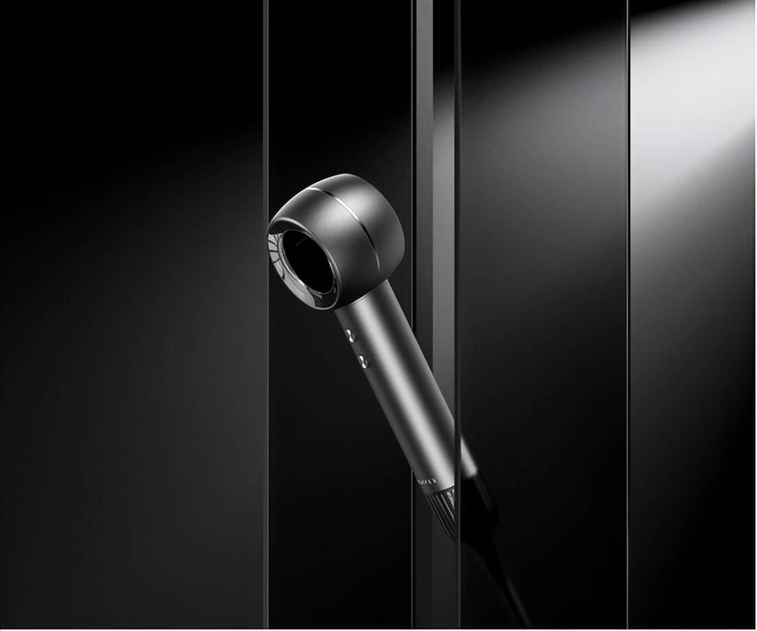 特点:凭独家"医学养发"技术走红,公认戴森最佳平替.