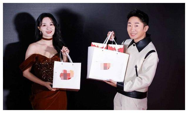 明星_杨幂_王嘉尔