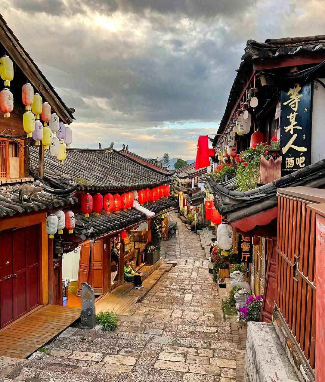 有一句话说的好,出路,出路,走出去才会有路!_市场_发展_思考