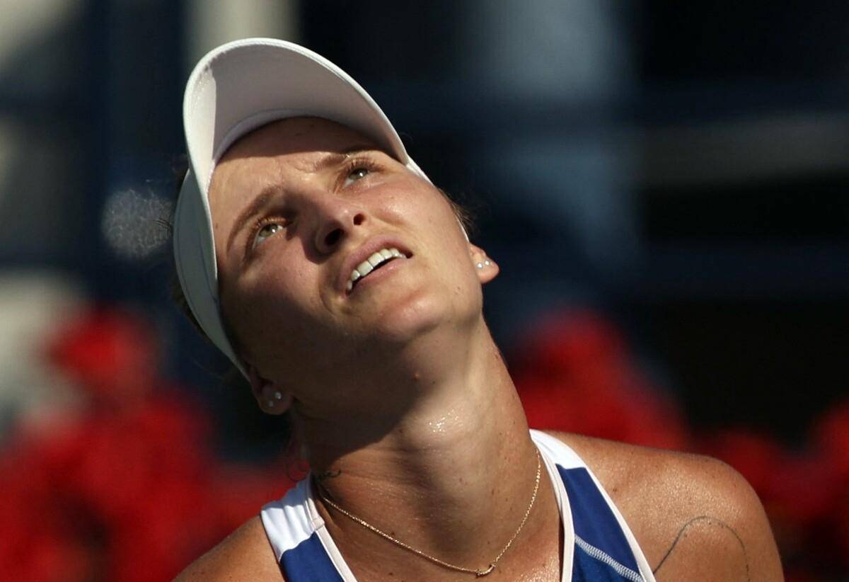 世界四强双双爆冷,大满贯冠军5-1领先被逆转_比赛_德鲁索娃_对手