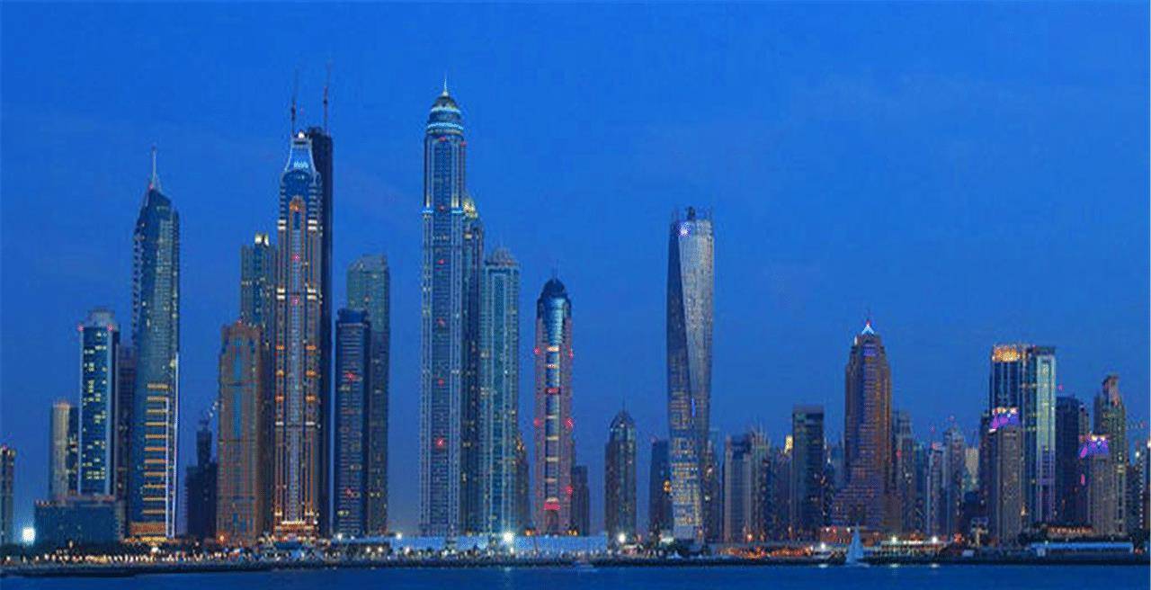 沙漠中的奇迹之城:40年人口增加311万,入围世界一线_迪拜_城市_时间