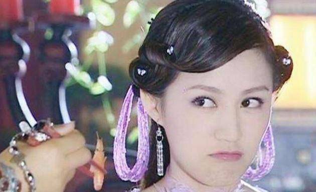 《你的生命我的决定》等等电视剧,还有一些舞台剧中也能看到鲍莉的