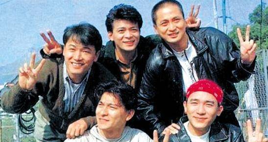 红人,有早期非常帅气的组合"无线五虎",其中刘德华和梁朝伟在如今看来