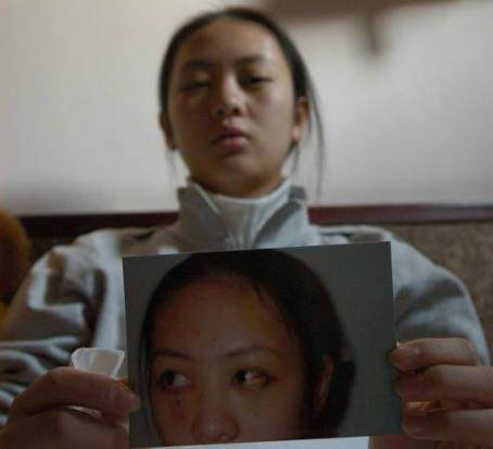 嫁大17岁富豪丈夫后翻身,她经历了什么_婆婆_张默_事件