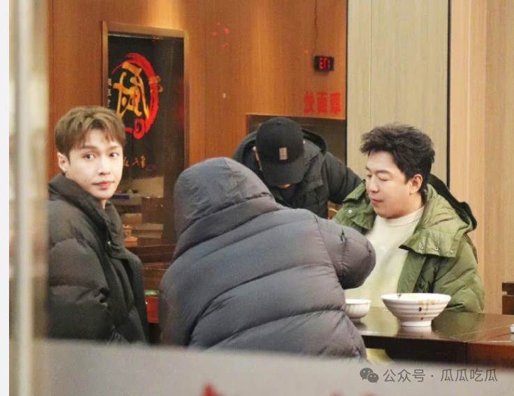 此外,王迅也为张艺兴与成龙的合作牵线搭桥.