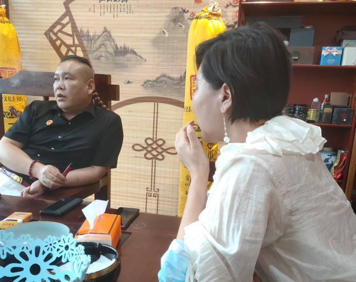 杨依崡丨懂人性的女人是怎么说话的_对方_调整_语言