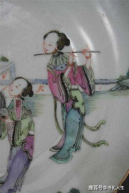 在同治民窑中,算是比较细路的一件.