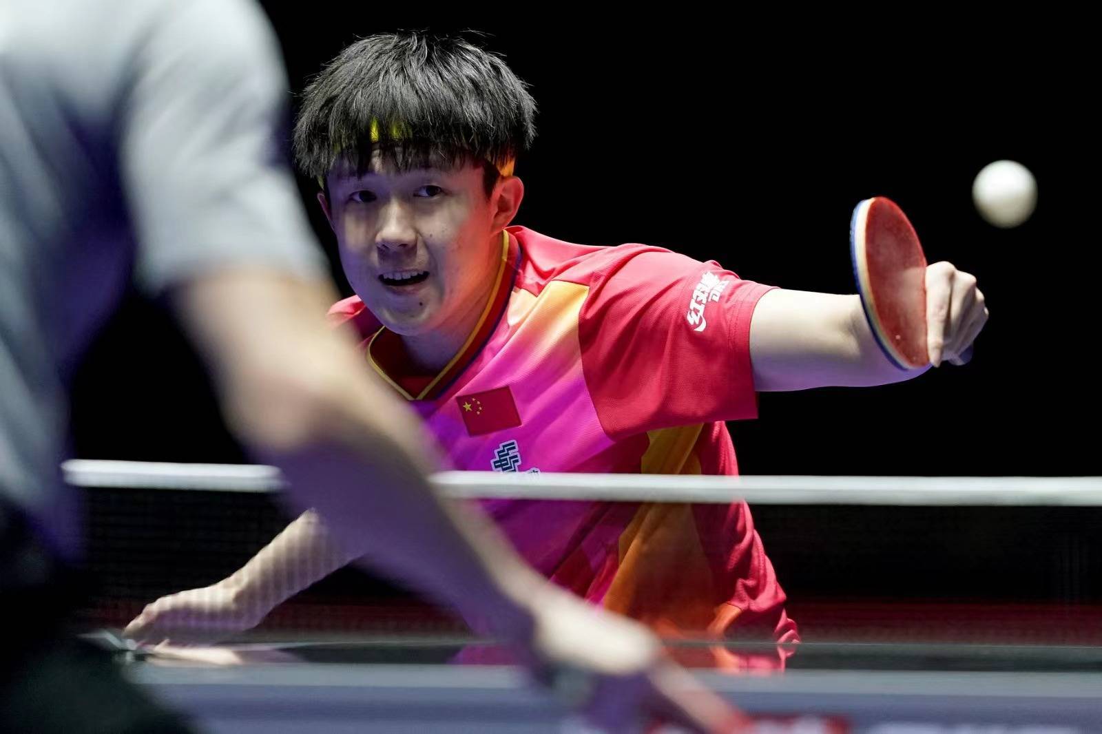 世乒赛国乒男团跻身8强将战日本 王楚钦解析逆转原因樊振东找不足