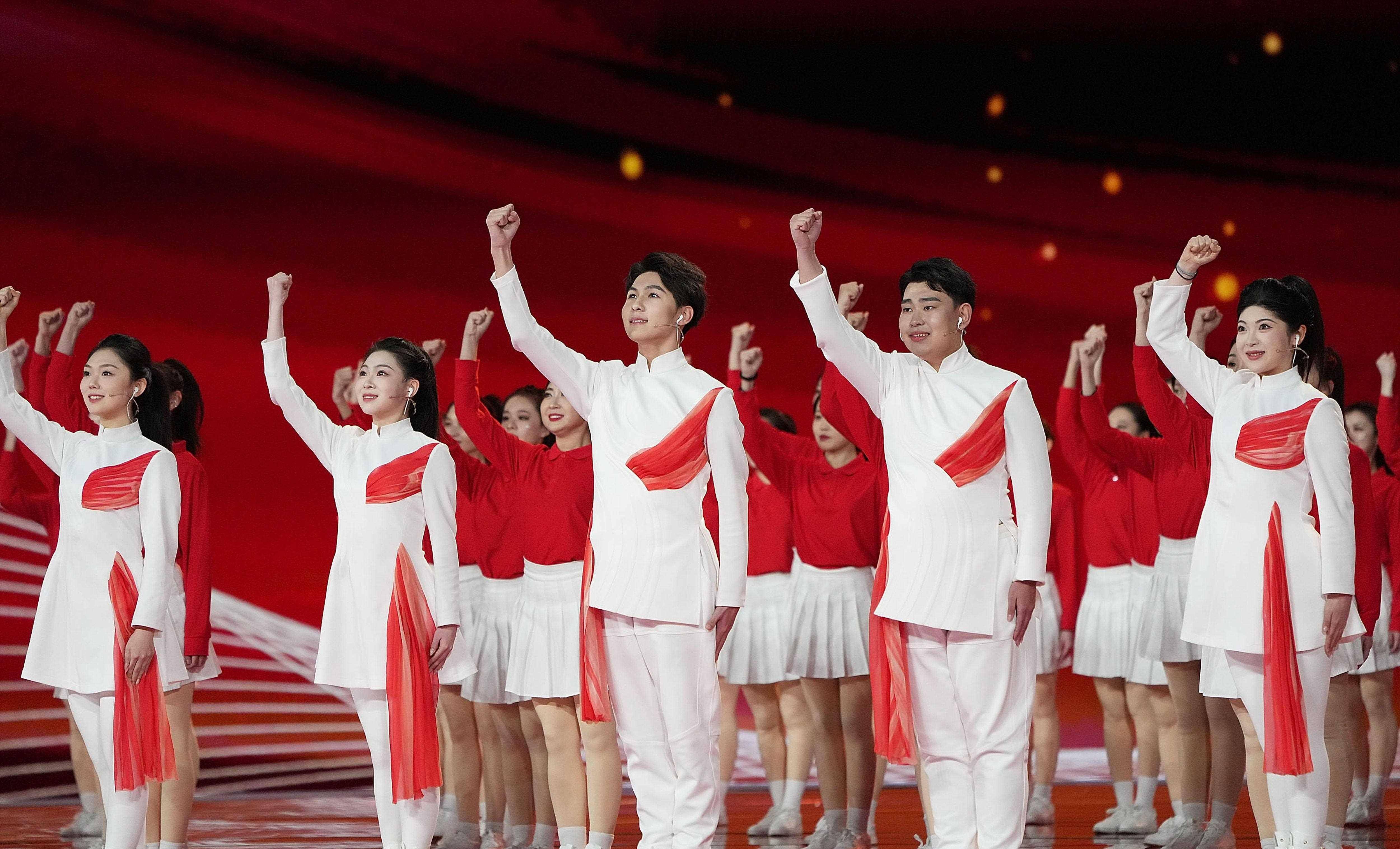 第十四届全国春季运动会开幕式举行_瞬间_故事_什么