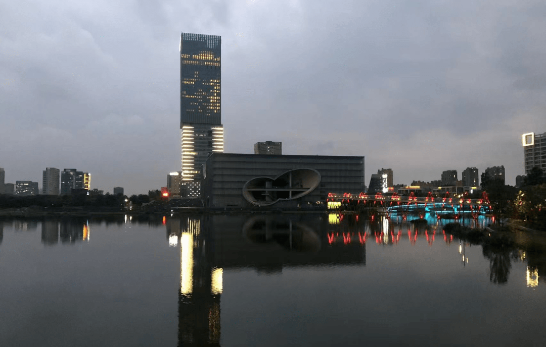 上影广场售楼部电话—售楼中心备案—24小时电话—楼盘首页网站_嘉定