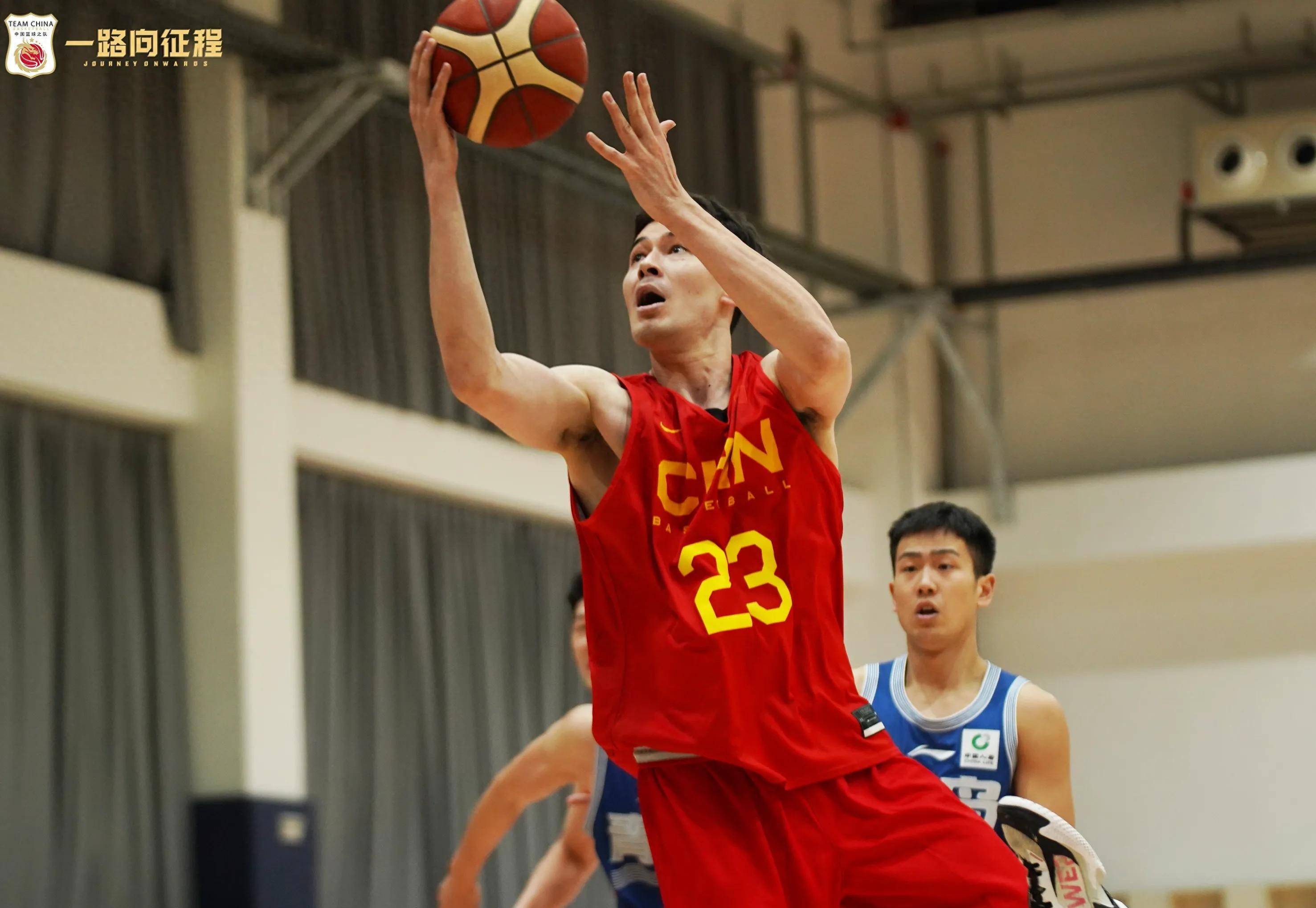 不要再提什么我们男篮12人大名单了,大比分战胜青岛男篮胜不足喜_球员