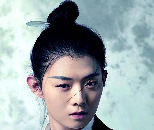 霍尊,一场情感纠纷毁掉了所有事业,他怎么能走到今天?_音乐_声音_乐器