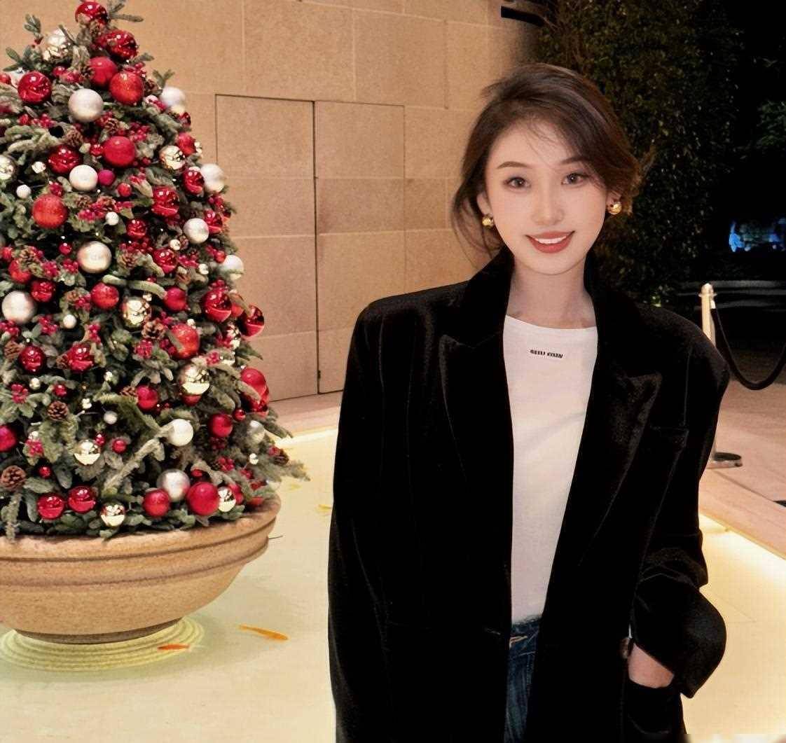 野球超级中锋铁牛,不打cba一样年入百万,老婆颜值高_商业化_张鸿林