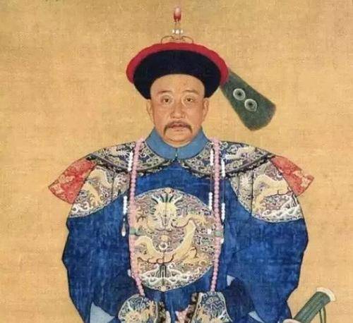 富察傅恒为何有资格赐穿四团龙补服?