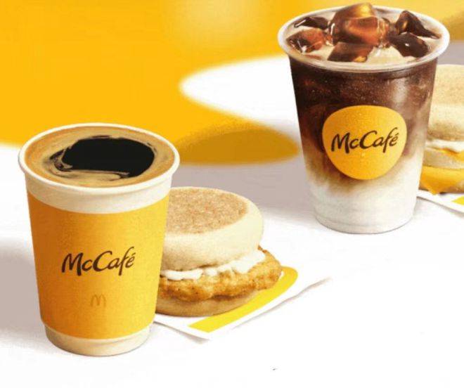 新品情报夹 | 喜茶x许光汉过春天,汇源必胜客香菜开会,水溶c100血橙味