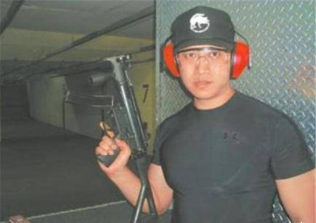 中国第一保镖时薪高达28万,用筷子击穿3公分钢板,当过总统保镖_李旭