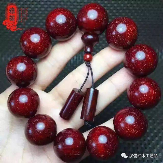 帝王之木——小叶紫檀的收藏价值_海黄_价格_经济