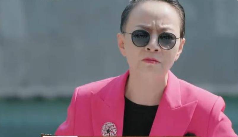 宋丹丹也出面保证:于是,张一山趁杨紫得意忘形之后,又开始了新一轮
