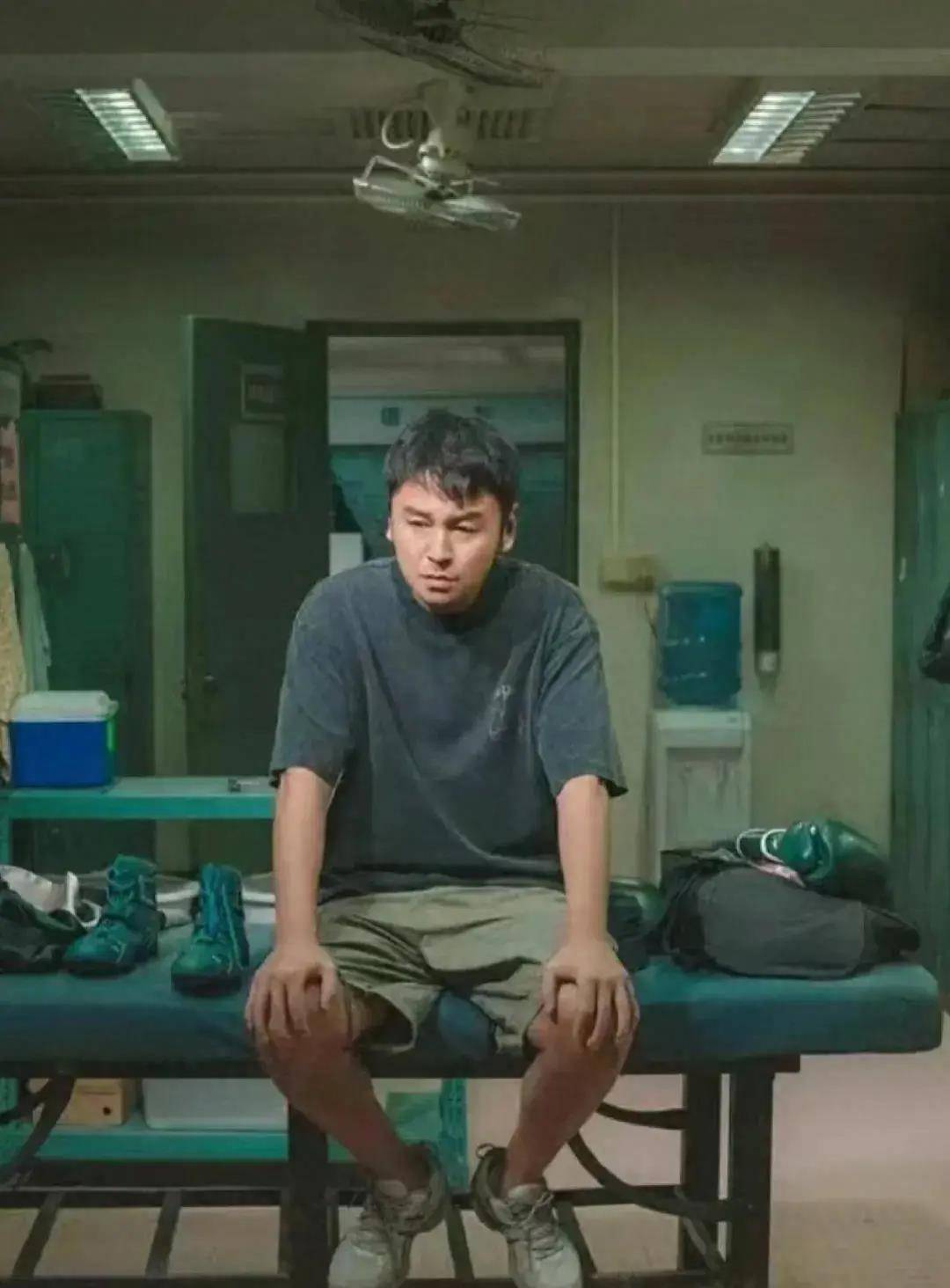 雷佳音拍渣男为什么不讨人厌?因为头太大吗?