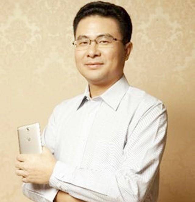 一把牌输7亿美金,专利拍卖无人问津,金立手机创始人的人生败局_刘立荣