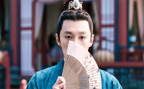 "眼线boy"代旭:努力搬砖12年无人问津如今却因一个表情包火了_角色