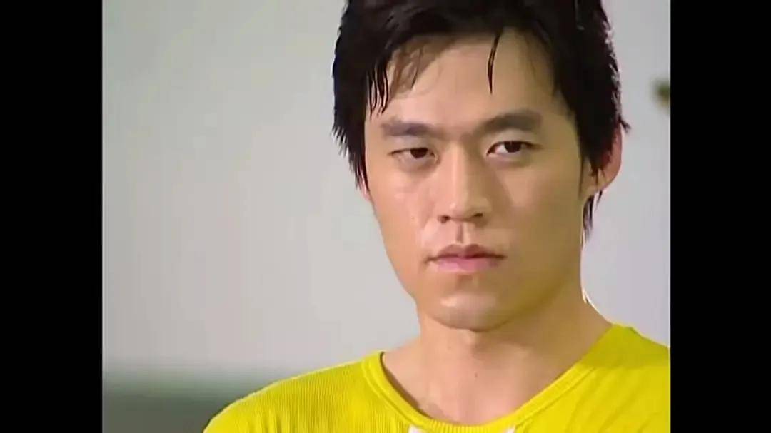 前任曝被拍私密照,因他得病,激情后惨遭分手_李瑞镇_照片_女方