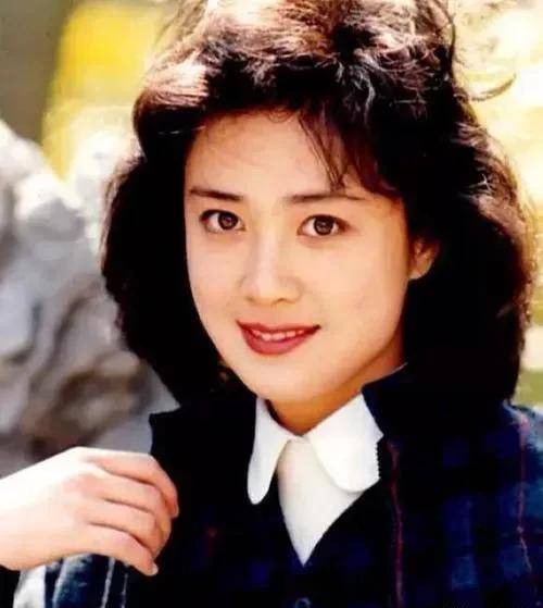 "妖精"傅艺伟的毁灭史:人生真的没有从头再来的机会啊_因为_表演_什么