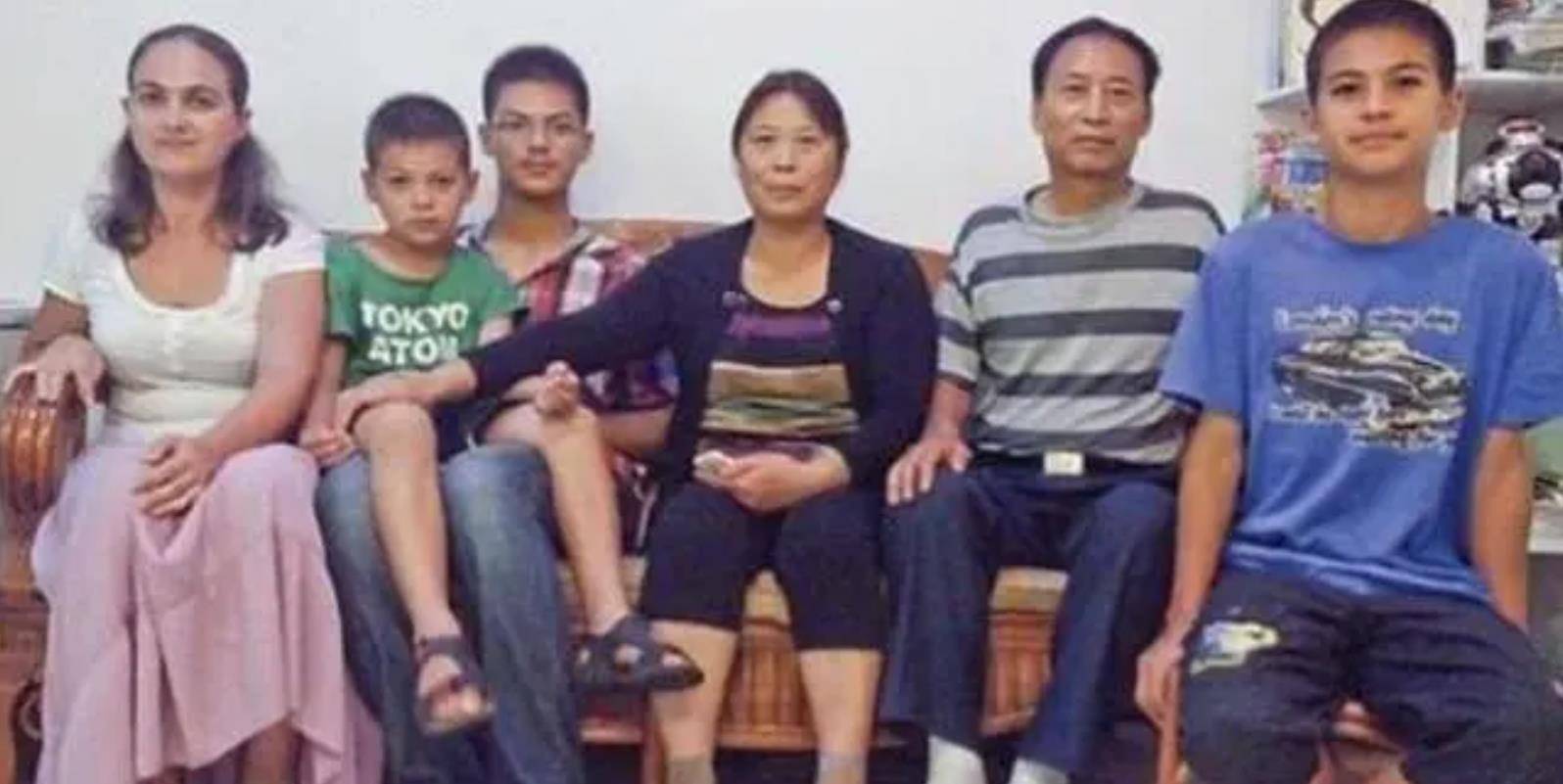 "洋媳妇"嫁到河南,生了3个混血儿,丈夫去世守寡14年照顾公婆_赵鹏