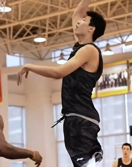 威姆斯回归,张昊嘉状态出色,许昕连续暴扣,杜锋满意_训练_张浩_1