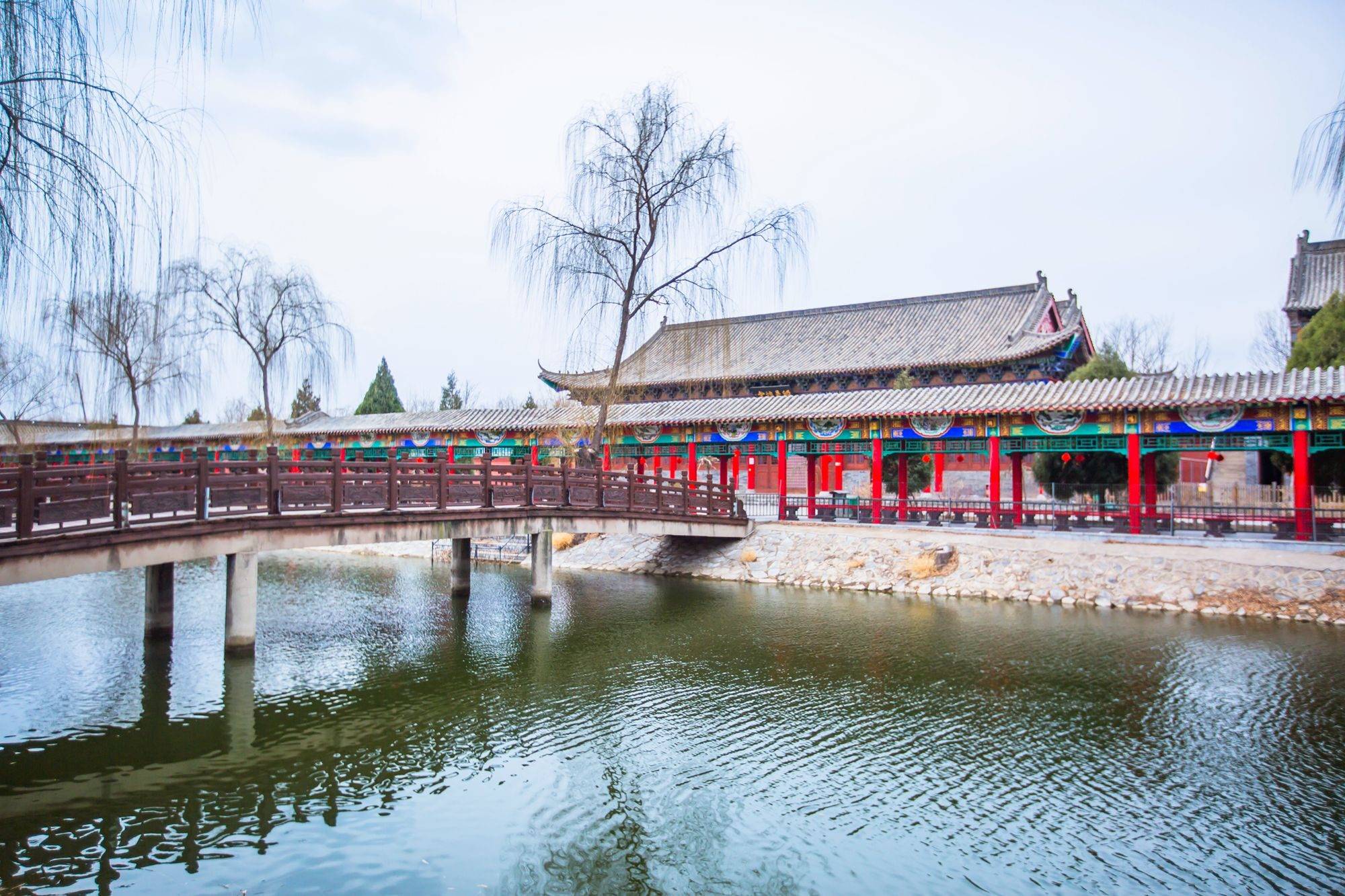 邯郸广府古城有一座甘露寺,规模宏大,环境清幽,很多游客没来过