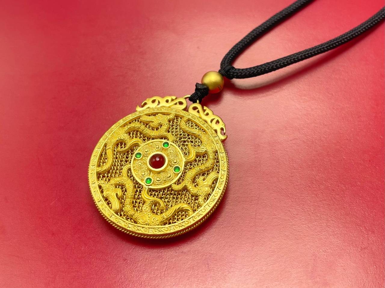 春节县城金店火爆,单店半年营收4000万,毛利高达四成_黄金_古法_消费