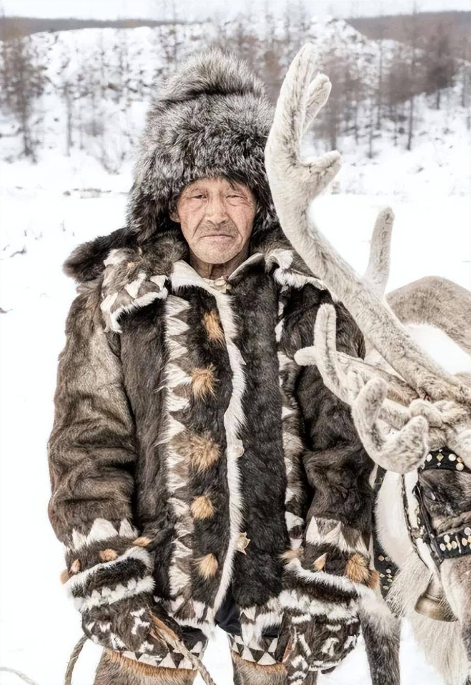 西伯利亚人过冬,吃喝拉撒都怎么解决?