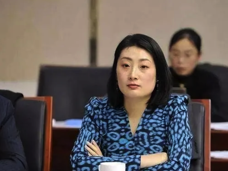 宗庆后离世后:"捞男"们纷纷出动求婚:宗馥莉,请嫁给我!