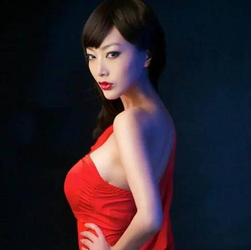 一路向西:两位女主角莫绮雯与王李丹妮,谁将笑到最后?