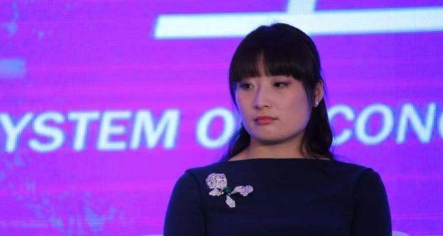 娃哈哈老总宗馥莉:37岁仍单身,不愿继承579亿家产_企业_工作_父亲
