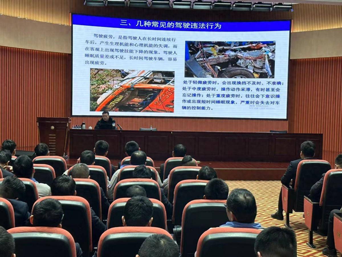 郑州交警十二支队走进郑煤机集团开展安全宣讲活动_工作_宣传_企业