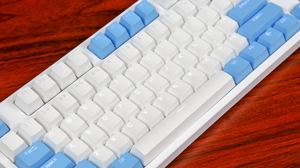 潮流设计,形态可变,雷柏v500pro 2024版机械键盘简评_玩家_方案_灯光