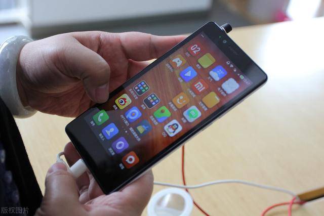 vivo手机怎么样?真的值得购买吗?_配置_华为_小米