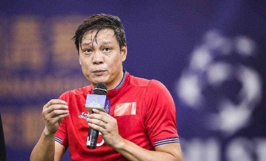 范志毅:一路走_生活_华的_足球场