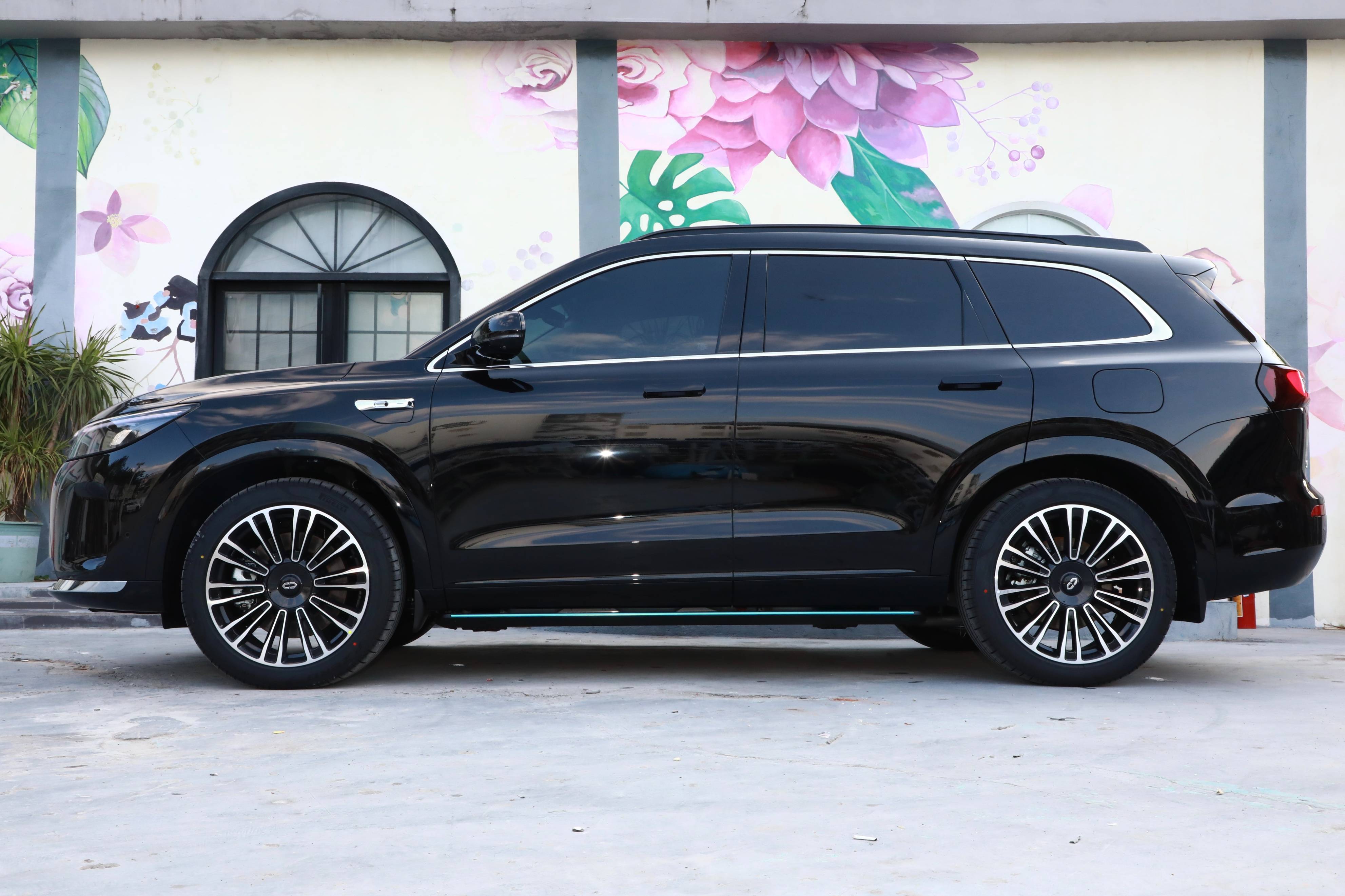 提车即到店,问界m7装贴face guard隐形车衣!