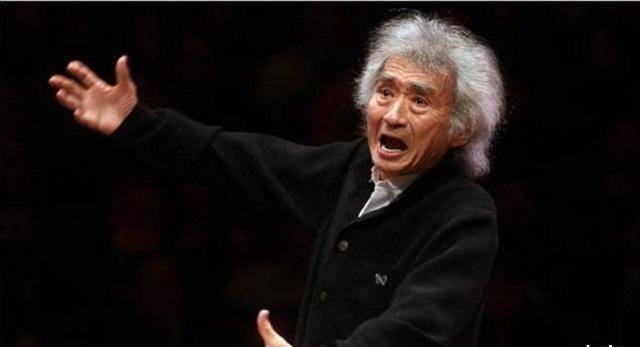 日本指挥家小泽征尔,名声享誉世界,为何将母亲骨灰撒在中国?