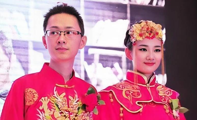 贾立平老婆图片