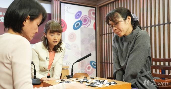 小林泉美时隔十九年再夺冠军 捡巨勺登顶女子传奇 传统女性的失与得