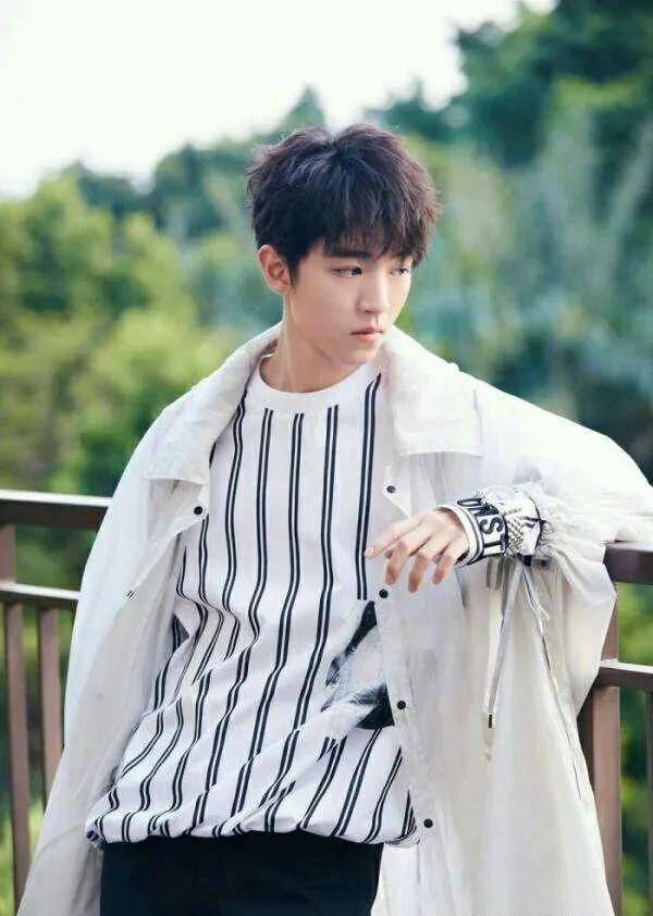 5年后,再看易烊千玺,王俊凯王源的各自境遇,差距显而易见_的发展_演技